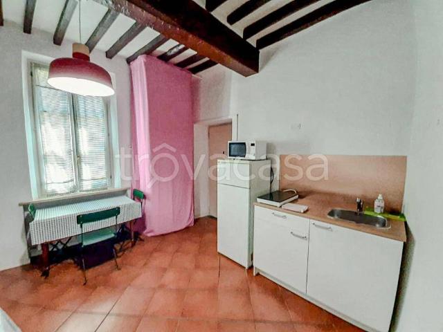 Bilocale in affitto a Parma via Camillo Rondani, 1A, Centro Storico