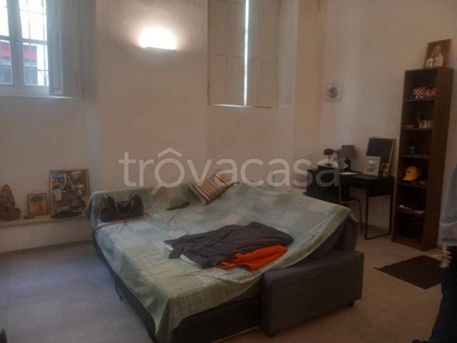 Bilocale in affitto a Piacenza via Gerolamo Illica, 1B, Centro città