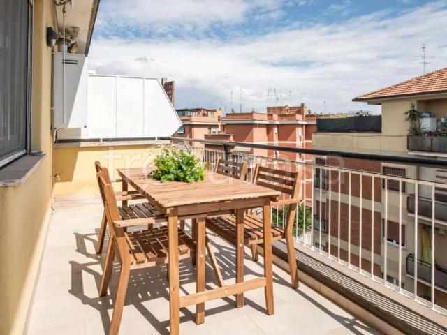 Bilocale in affitto a Roma via Luigi Ronzoni, Colli Portuensi Casaletto