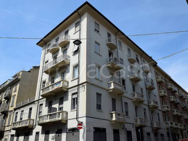 Bilocale in affitto a Torino via Ugo Foscolo, 20, San Salvario Dante