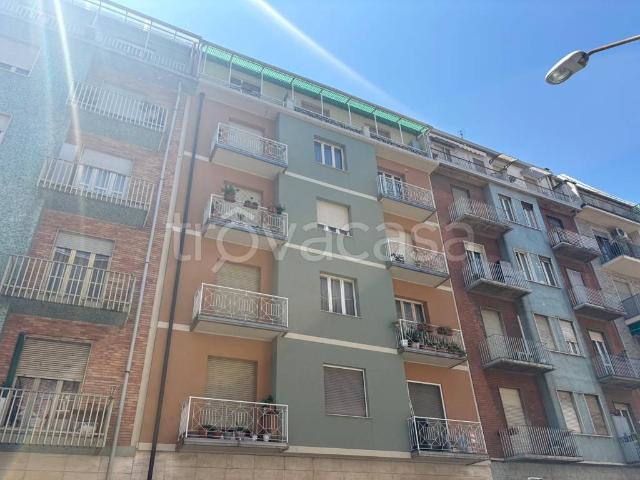 Bilocale in affitto a Torino via Bene Vagienna, 33, Santa Rita
