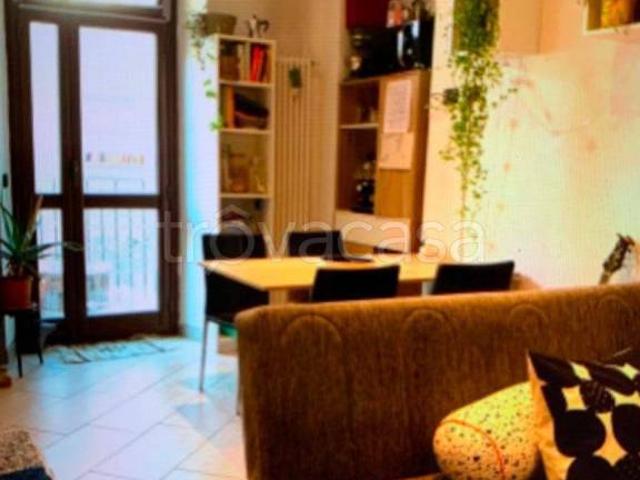 Bilocale in affitto a Torino via Luigi Capriolo, 46, Cenisia