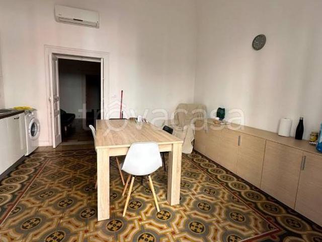 Bilocale in affitto a Taranto via Duca di Genova, 35, Borgo
