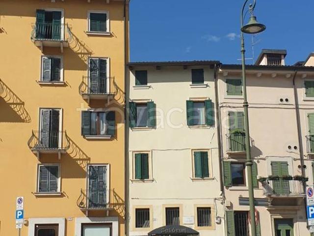 Bilocale in affitto a Verona vicolo Verza, Veronetta