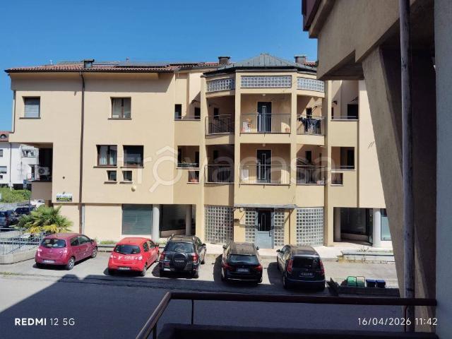 Bilocale in affitto ad Azzate via Tiziano Vecellio, 14