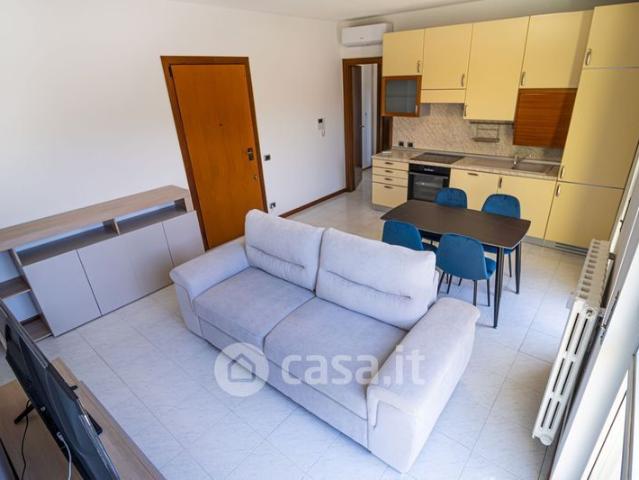 Bilocale in Affitto in Via San Solutore 72 a Saronno