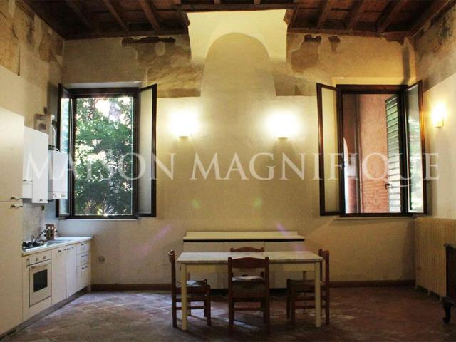 Bilocale in palazzo storico