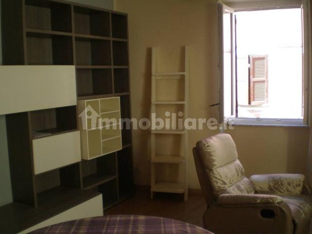 Bilocale largo Palazzo Colonna, Centro, Marino