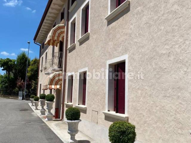 Bilocale Località Pasquali 7, Valeggio sul Mincio