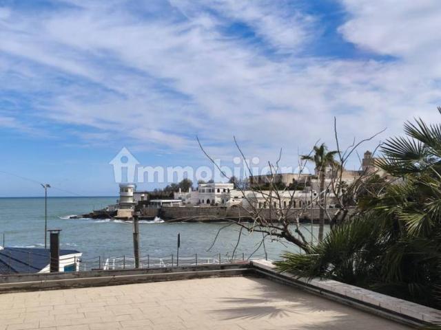 Bilocale Lungomare Cristoforo Colombo 143, Trani