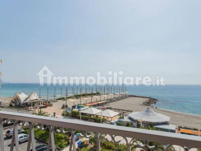 Bilocale Lungomare Matteotti, 33, Borghetto Santo Spirito