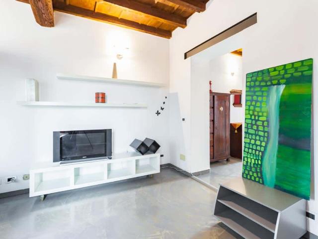 Bilocale Milano Chiaravalle