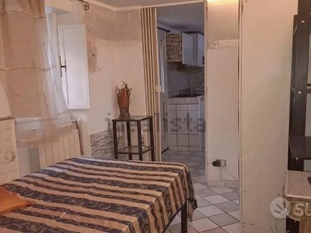 Bilocale montespaccato euro 600