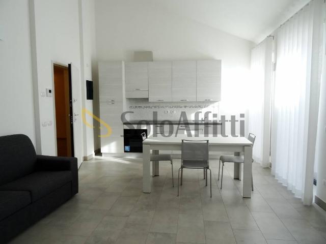Bilocale nuovo, terzo piano, Centro, Gallarate