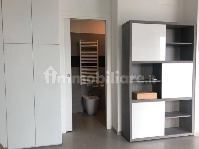 Bilocale nuovo, quarto piano, Mare, Pesaro