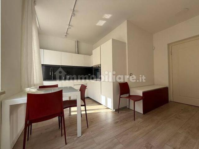 Bilocale ottimo stato, secondo piano, Centro Storico, Verona