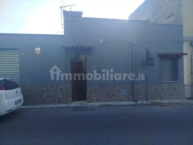 Bilocale ottimo stato, su più livelli, Villagrazia, Palermo