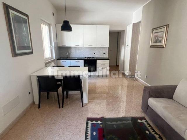 Bilocale ottimo stato, primo piano, Centro Storico, Verona