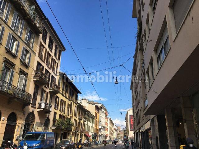 Bilocale ottimo stato, quarto piano, Ticinese, Milano