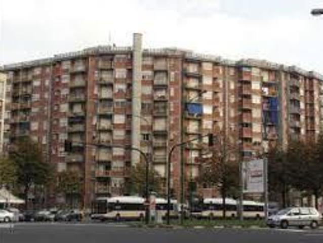 Bilocale p.zza pitagora 380 euro libero subito