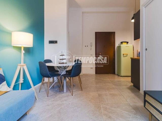Bilocale piazza angilberto 8, Corvetto, Milano