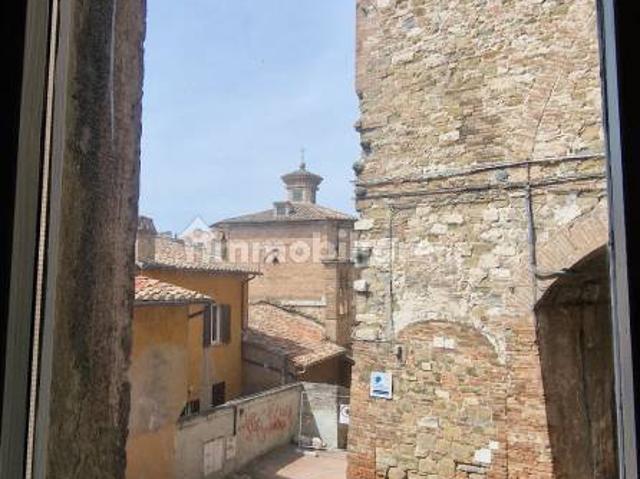 Bilocale piazza Biordo Michelotti, Centro Storico, Perugia