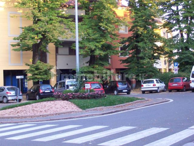Bilocale piazza Luigi Cadorna 4a, Centro, Codogno