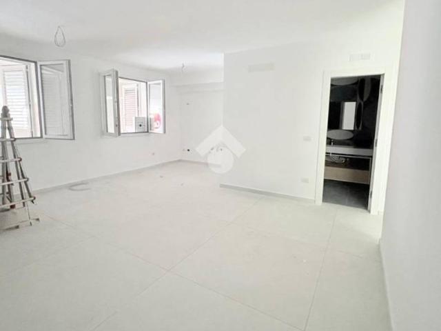Bilocale piazza San Giorgio 6, Afragola