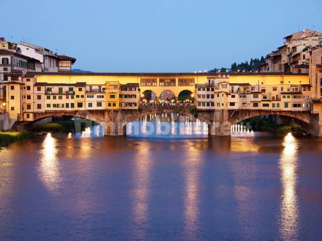 Bilocale piazza Santo Stefano 2, Signoria Uffizi, Firenze