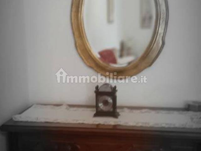 Bilocale piazza Sant'Agostino 38, Centro Storico, La Spezia