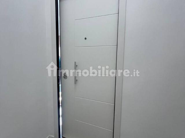Bilocale piazzetta Arenella 7 h, Arenella, Napoli