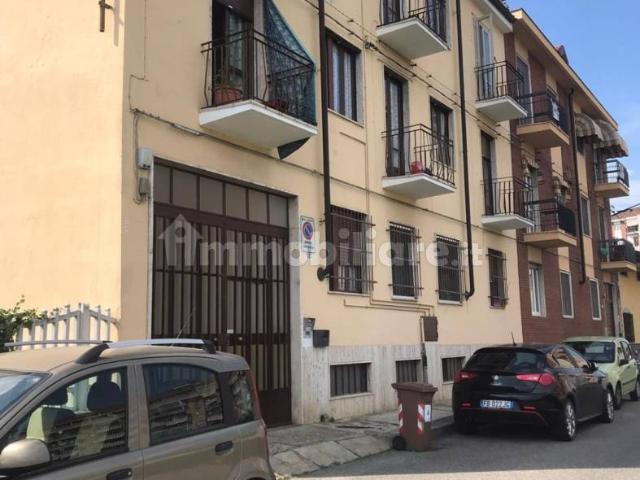 Bilocale Strada dell'Arco 16, Centro, Grugliasco
