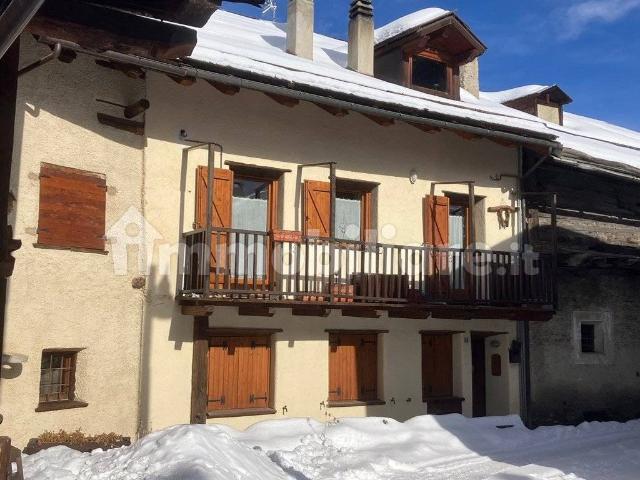 Bilocale Strada delle lapidi 88, Bousson, Cesana Torinese