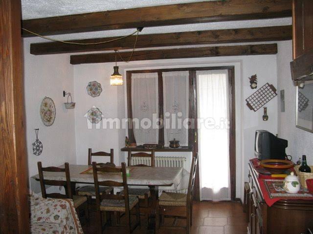 Bilocale Strada Statale di Bardonecchia 12, Centro, Bardonecchia