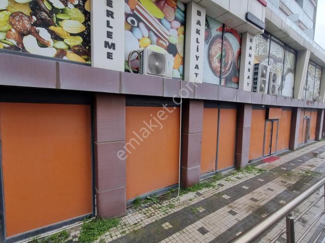 Birçok Sektöre Uygun 300 M2 Düz Giriş Müstakil Bahçelı Dükkan