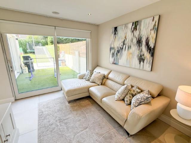 Bird Avenue, Clonskeagh, Dublin 14