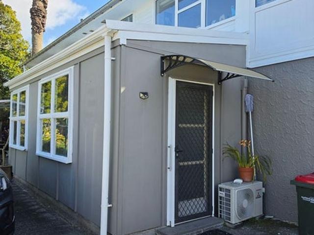 Birkdale, 1 bedroom