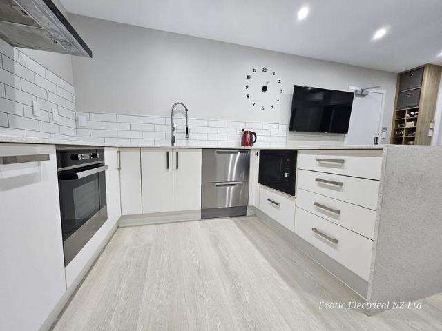 birkdale, 2 bedrooms