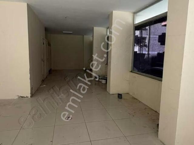 Birken Emlaktan 700 M2 Geniş Her Kullanıma Uygun Kiralık Dükkan