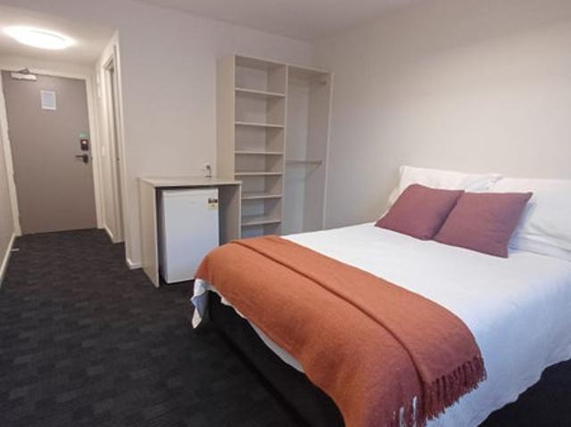 birkenhead, 1 bedroom