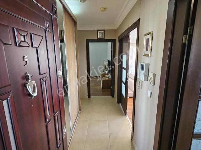 Birlik Mahallesi 499. Sokak Full Eşyalı Kiralık 4+1 Daire.