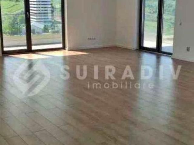 Birou sau Locuință? Tu decizi! 167 mp panoramici, 4 camere, 2 parcări