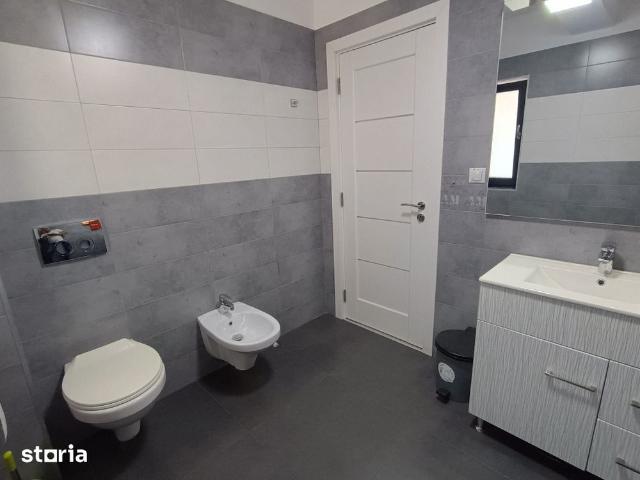 Birouri de inchiriat intre 100 200 mp in cladire moderna superfinisata