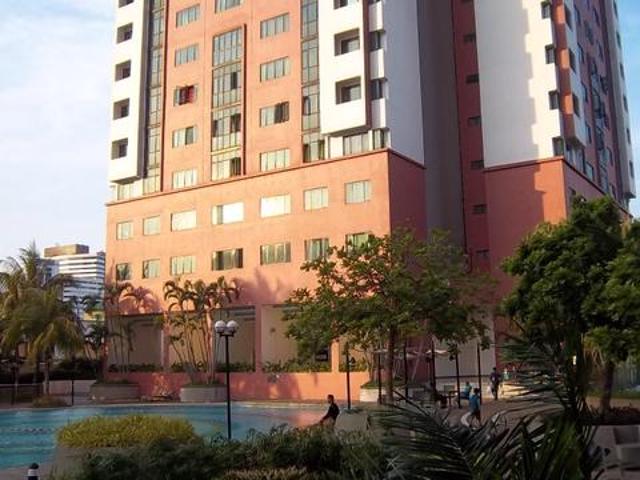 Bistari Condo near PWTC LRT