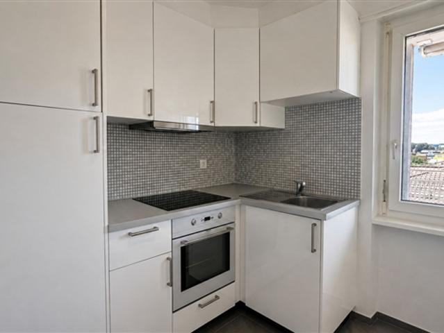 BIS ZU 3 MONATE GRATIS – Modernes 2.5 Zimmer Apartment in Mendrisio