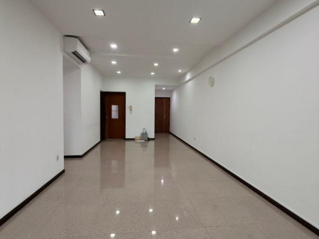 Bishan Loft Condominium For Rent, $5,800, 4 Bed 3 Bath 1,399 sqft $4.15 psf