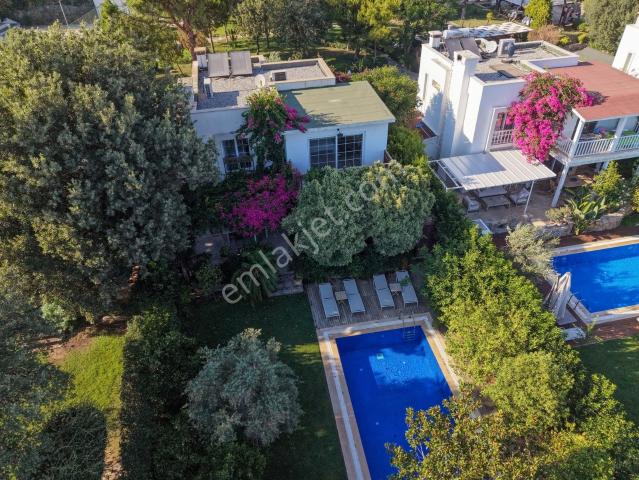Bitez Köyiçinde Özel Havuzlu Müstakil 3+1 Villa
