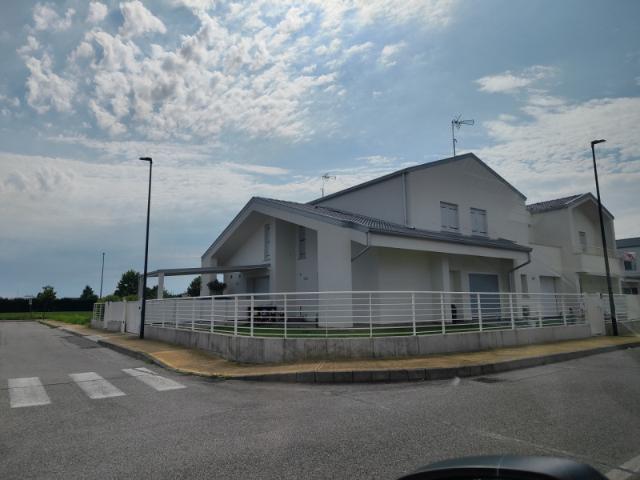 Bi/Tri/Quadrifamiliare in Vendita a Albignasego
