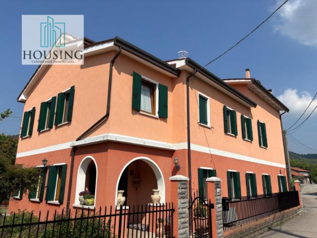 Bi/Tri/Quadrifamiliare in Vendita a Galzignano Terme