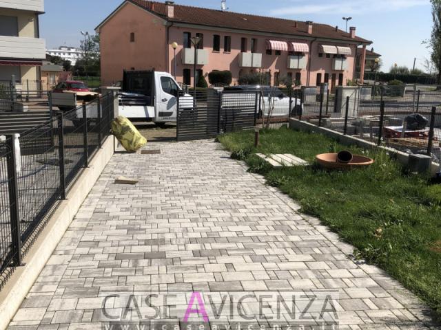 Bi/Tri/Quadrifamiliare in Vendita a Grisignano di Zocco